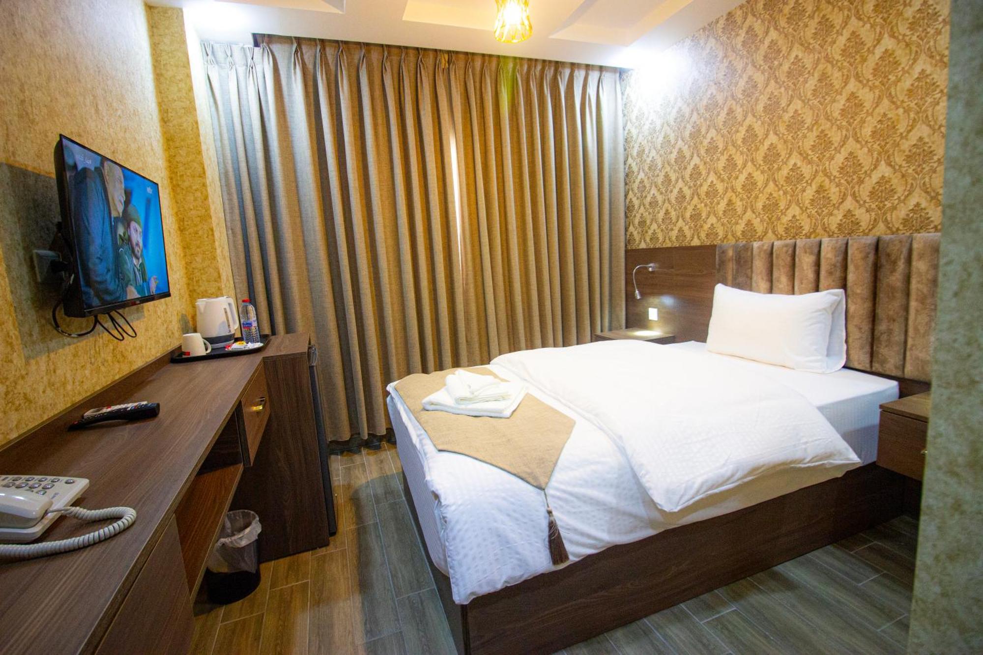 Beirut Hotel 2 New Amman Extérieur photo